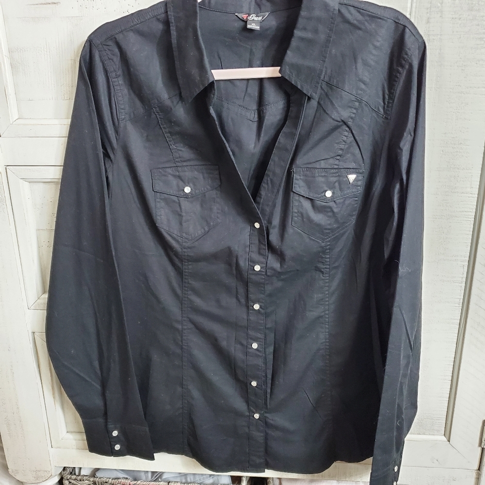 Guess top